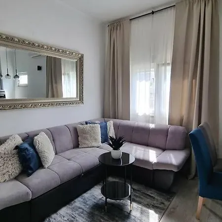 Appartement Adora *